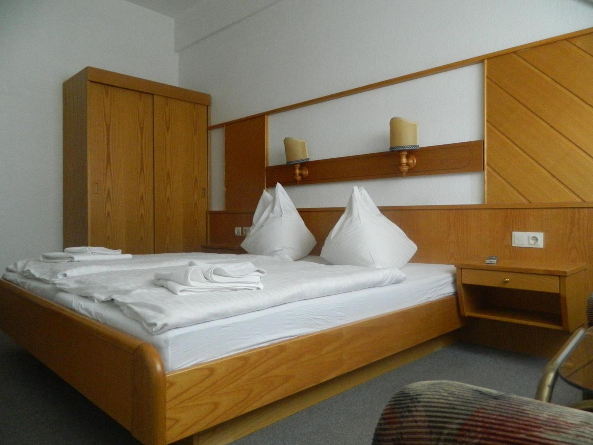 Hotel Familia Zamárdi Quarto foto